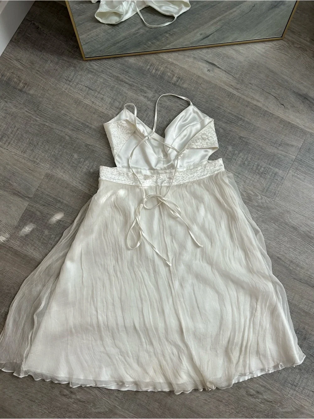 Vintage Y2K Forever 21 100% Silk Lace Up Back Chiffon Midi Dress White Cream L